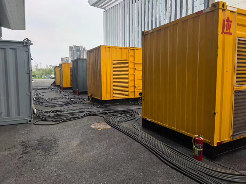 裕安不同季节柴油发电机组保养有哪些注意事项？