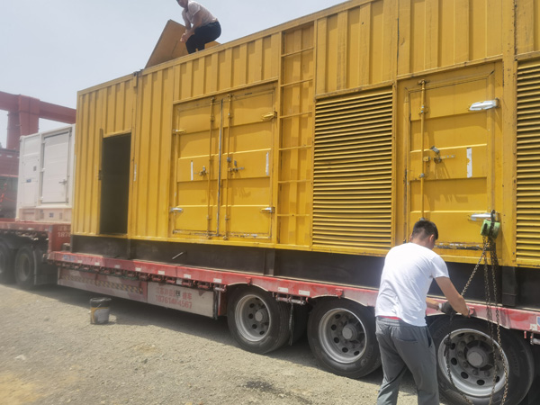 裕安发电机出租100KW发电机需要什么规格的电缆线?