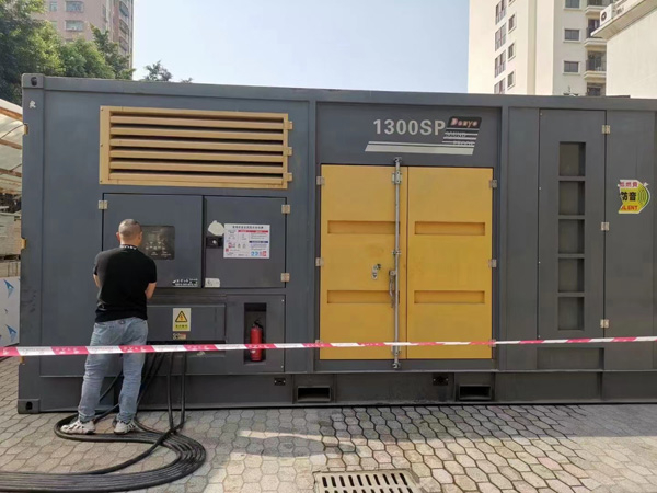 裕安500KW发电机组冬季应该配多大的启动电瓶？
